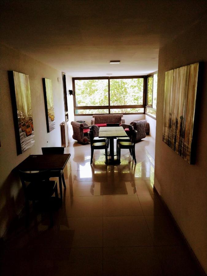Hotel Hurlingham Villa Carlos Paz Bagian luar foto
