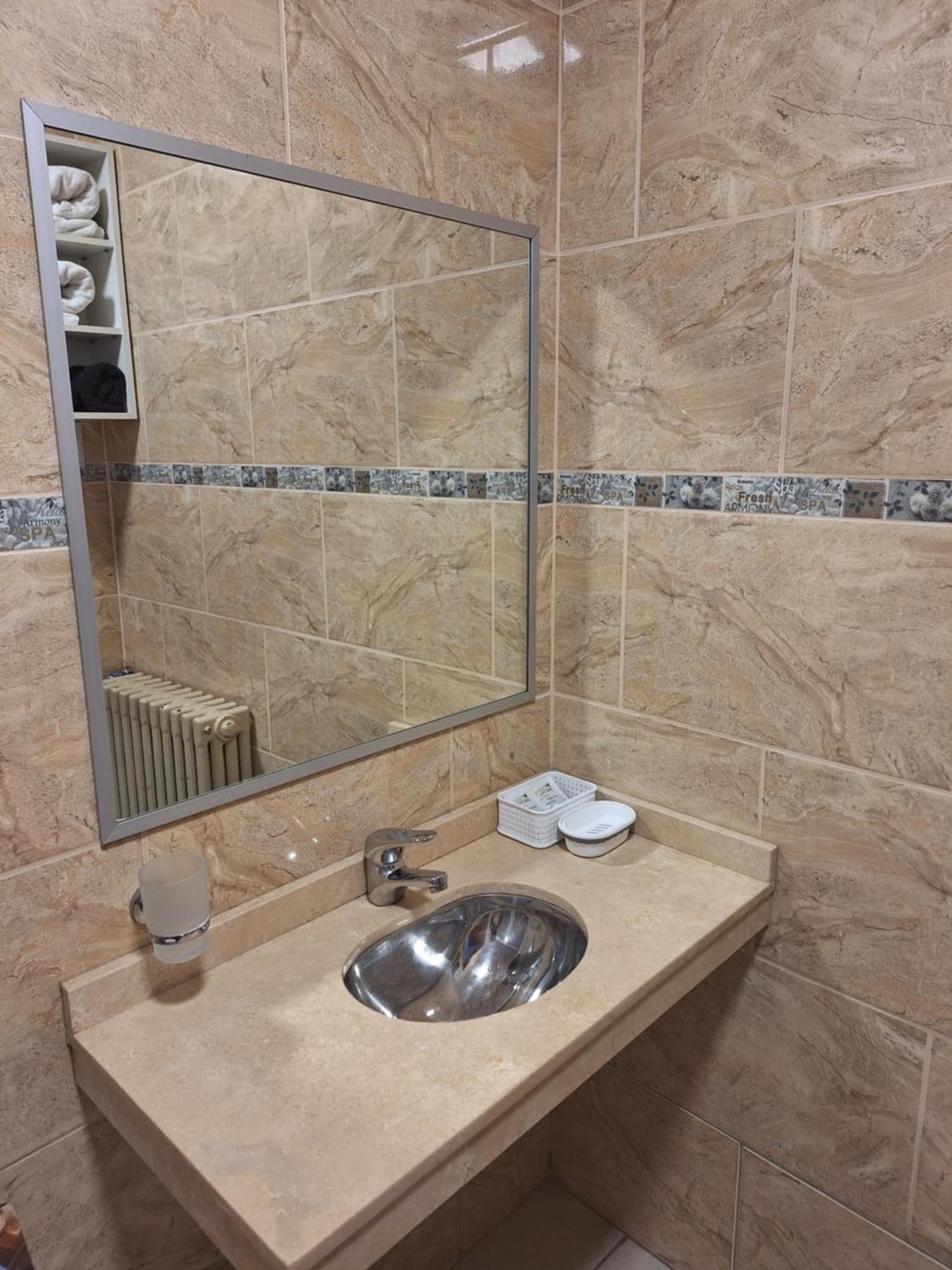 Hotel Hurlingham Villa Carlos Paz Bagian luar foto